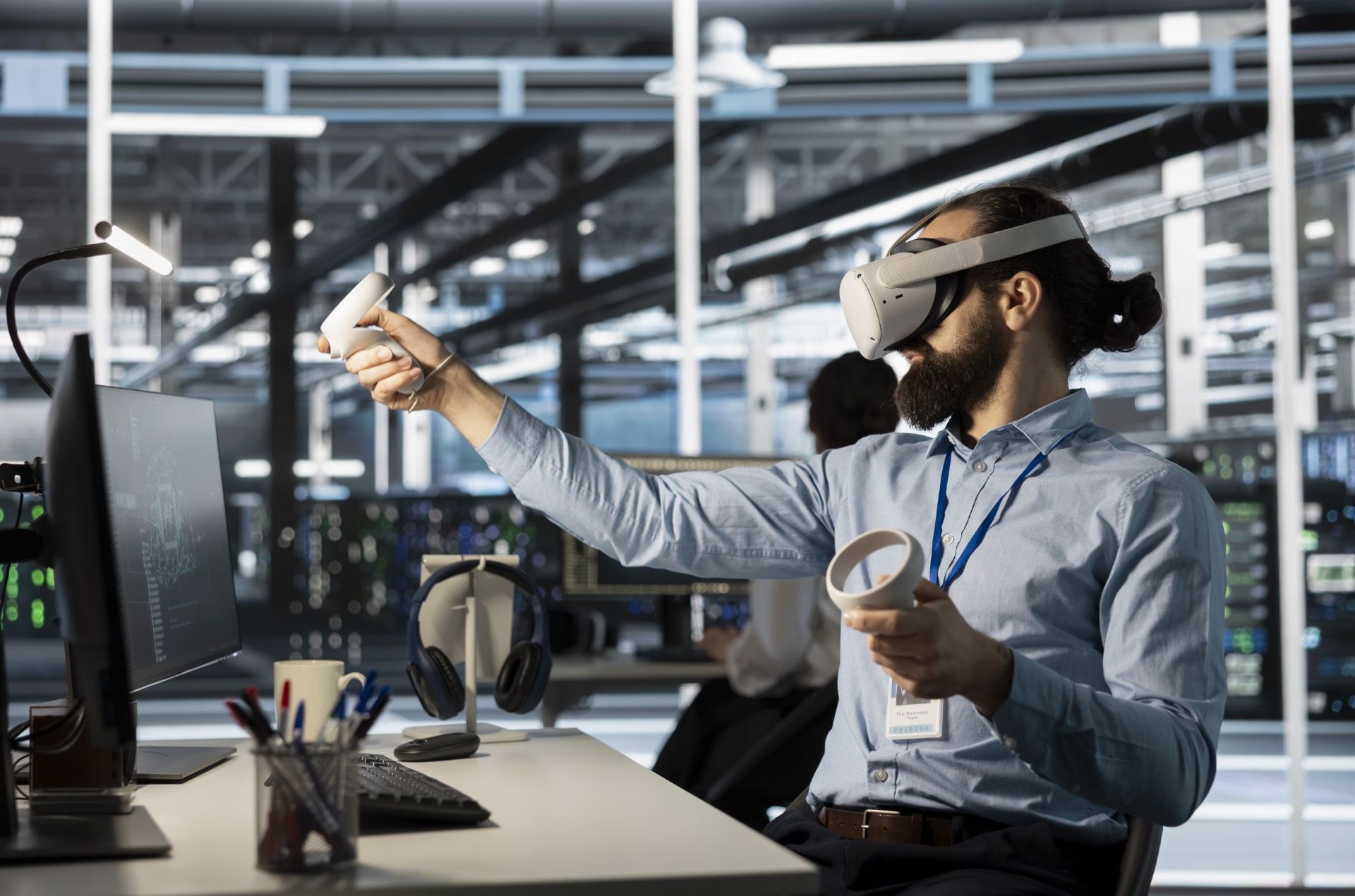 A Virtual Reality System to Support Software Maintenance: Revolutionizing Efficiency