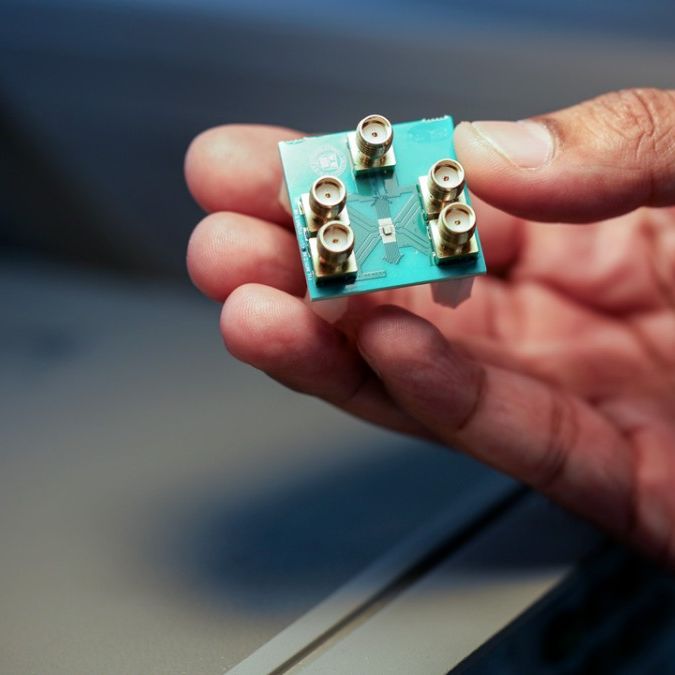 What Can Be Made With Microwave Electronic Components: Innovative Gadgets Explained