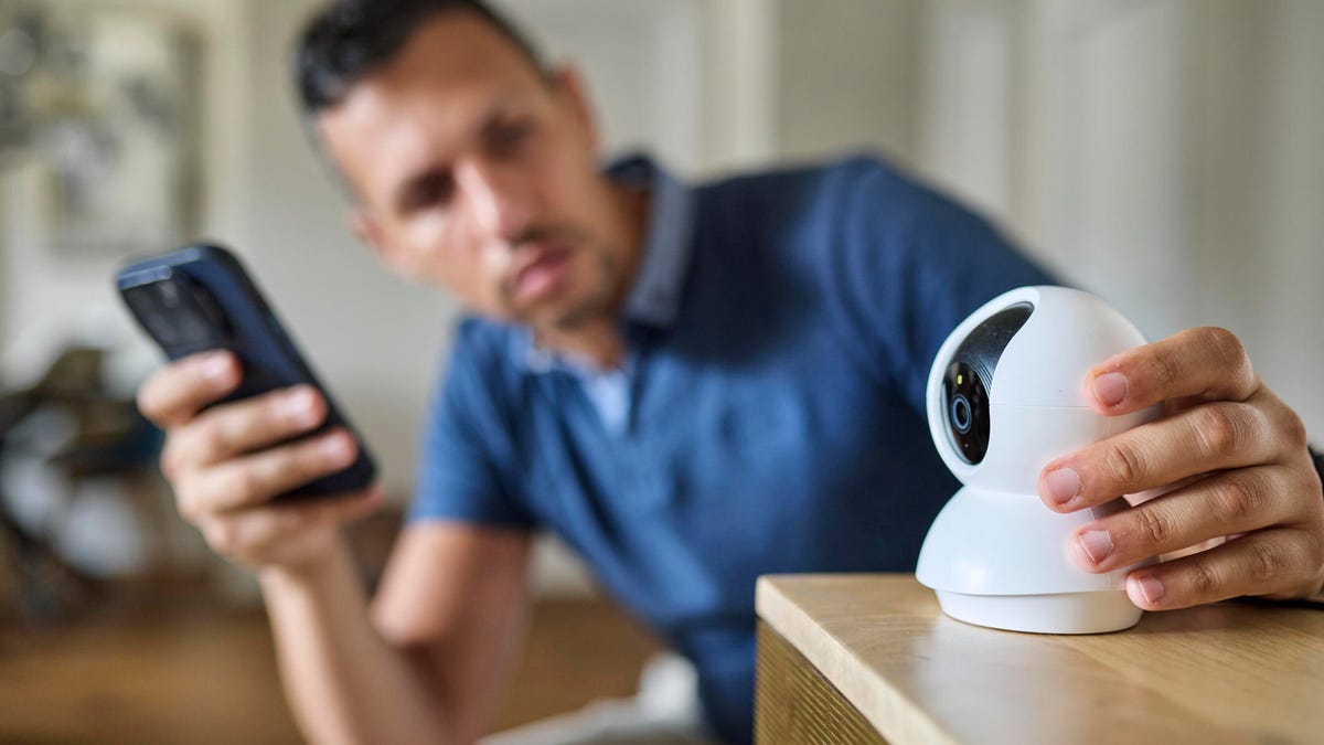 What is Electronic Home Monitoring: Ultimate Guide to Safety & Control