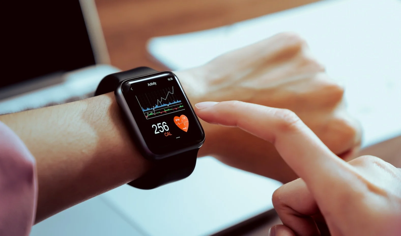 What Does Wearable Technology Do: Transform Your Daily Life