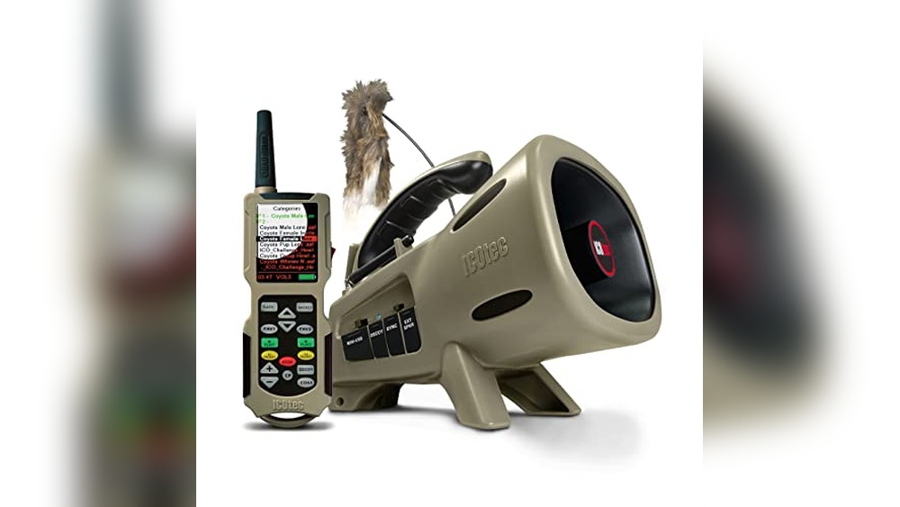Best Electronic Predator Call under 300 for Effective Coyote Hunting