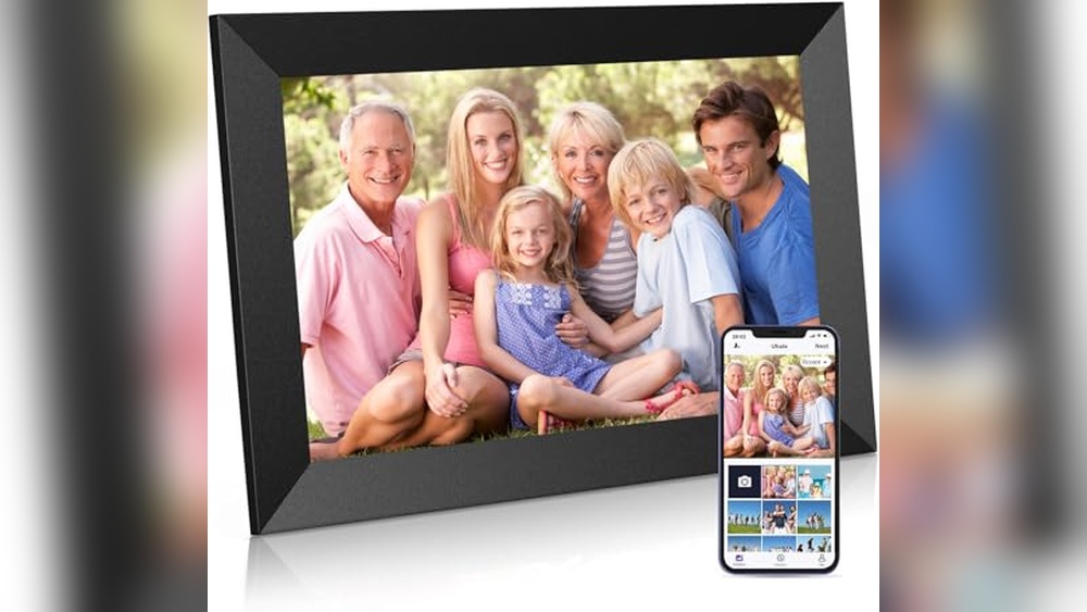 Best Electronic Xmas Cards Featuring Top Digital Frames and Kids Cameras
